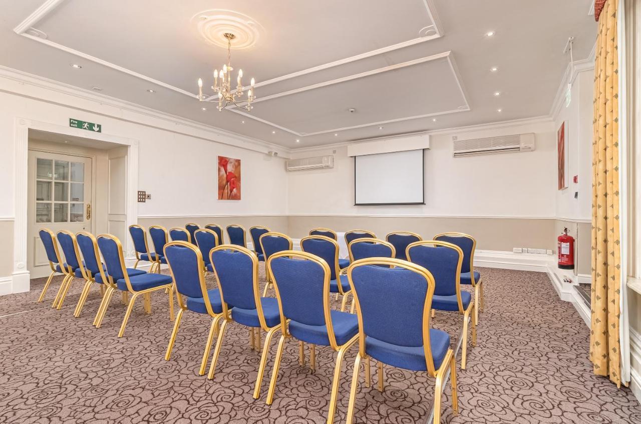 Mercure Salisbury White Hart Hotel & Apartments Екстер'єр фото