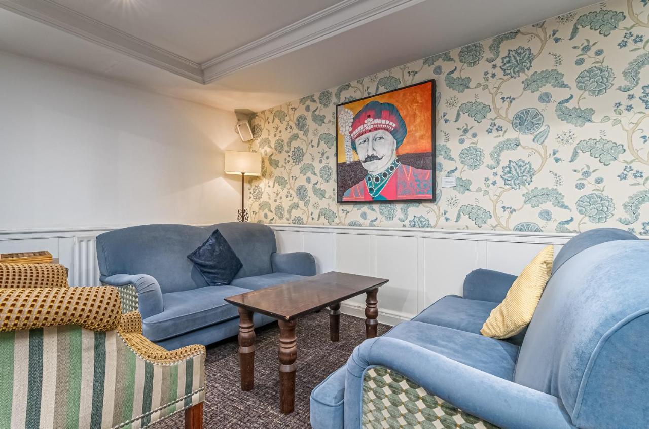 Mercure Salisbury White Hart Hotel & Apartments Екстер'єр фото