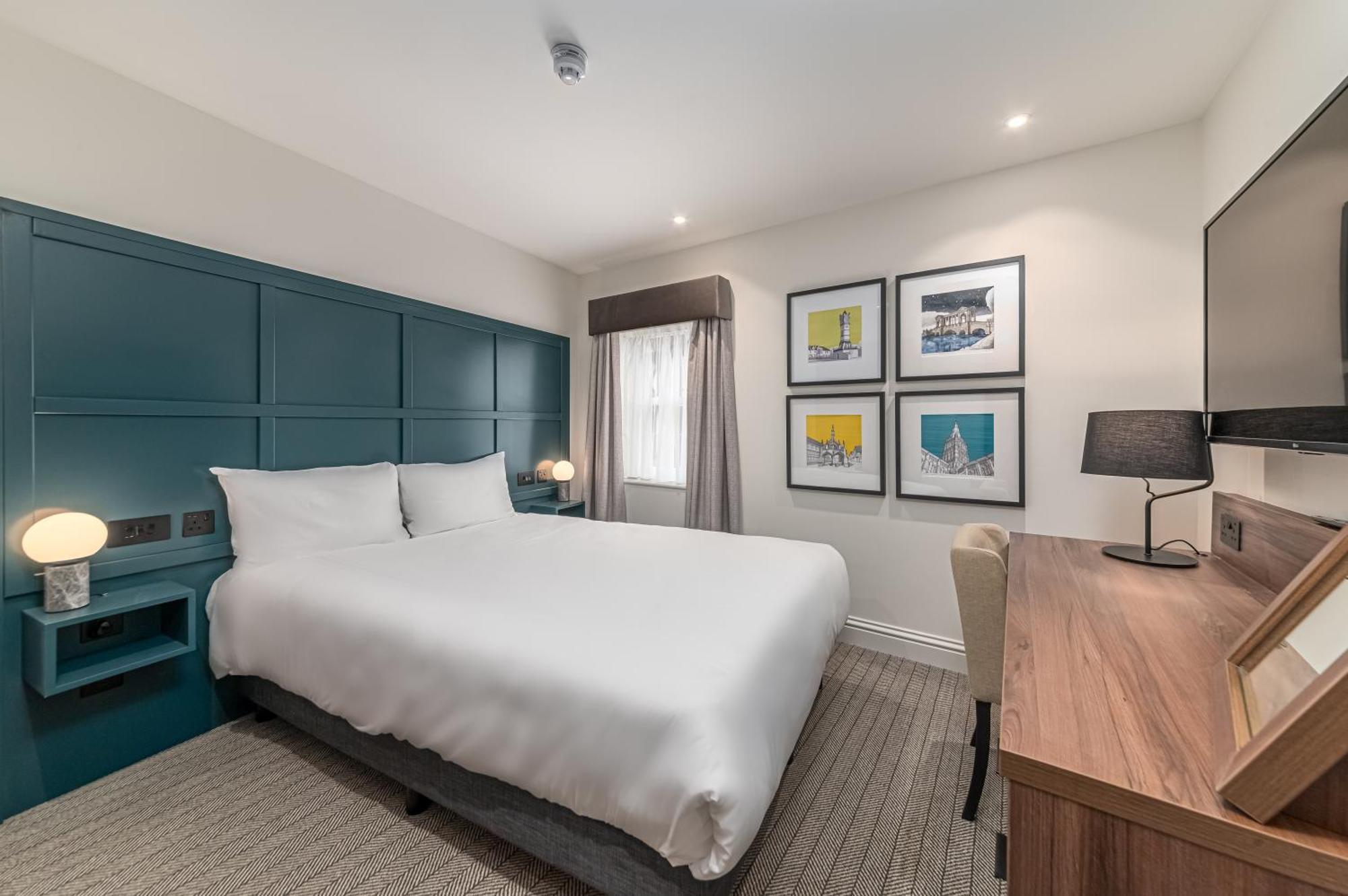 Mercure Salisbury White Hart Hotel & Apartments Екстер'єр фото