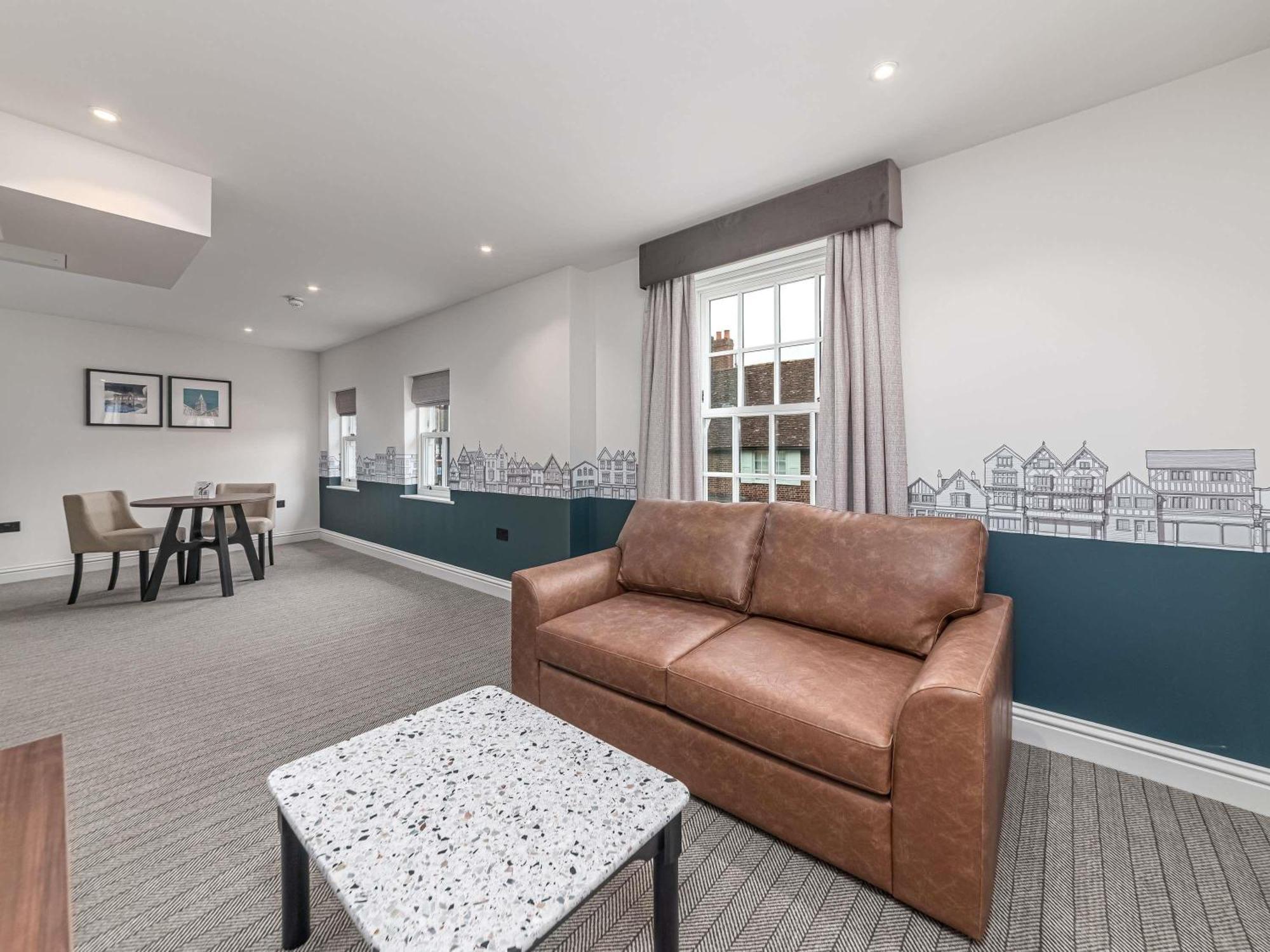 Mercure Salisbury White Hart Hotel & Apartments Екстер'єр фото